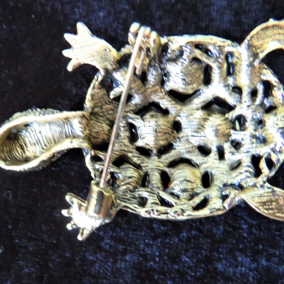 Adorable Turtle Rhinestone Brooch  New Lower Price - Picture 3 of 5